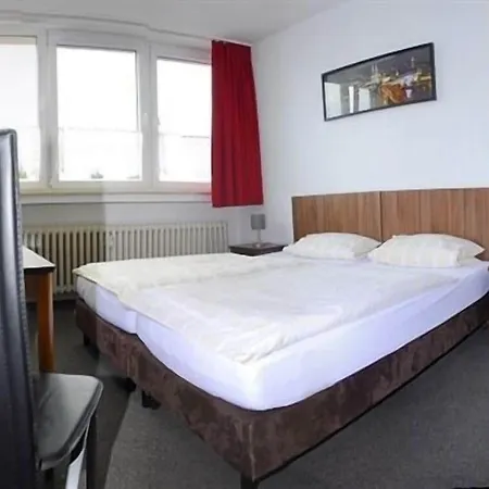 Hotel Haus Fassbender 2*